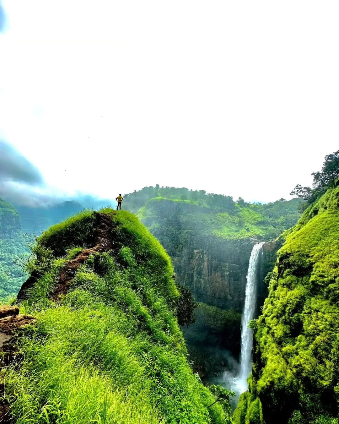Kumbhe Waterfall Rappelling